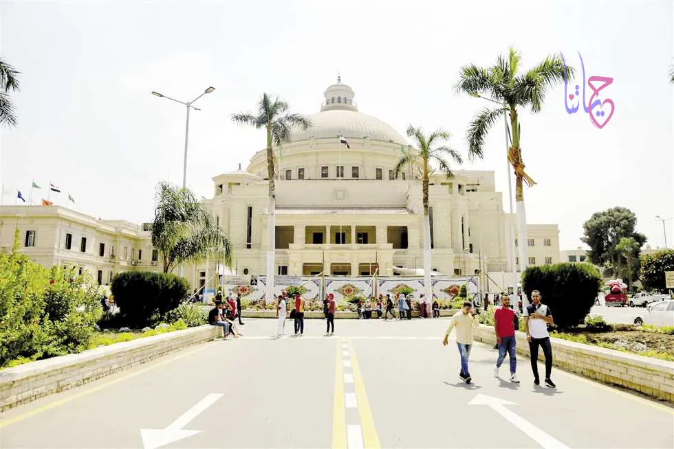 من الزي المدرسي إلى الحرم الجامعي