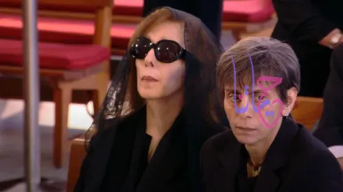 فيروز تودع ابنها زياد الرحباني في جنازة مؤثرة هزت قلوب اللبنانيين